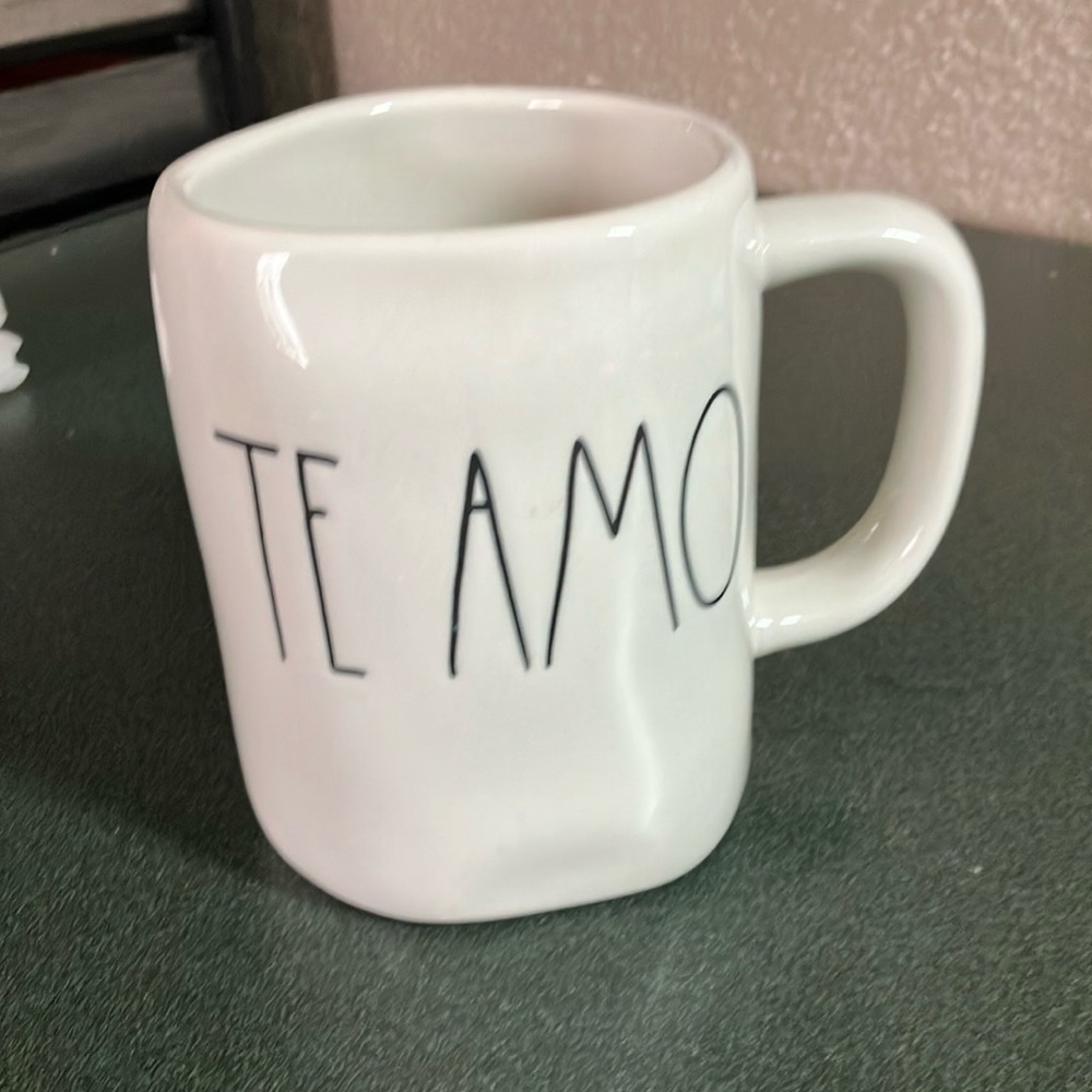 2 Rae Dunn mugs . Susan G. Komen coffee mug and Te Amo (I love you) coffee mug - Picture 5 of 8